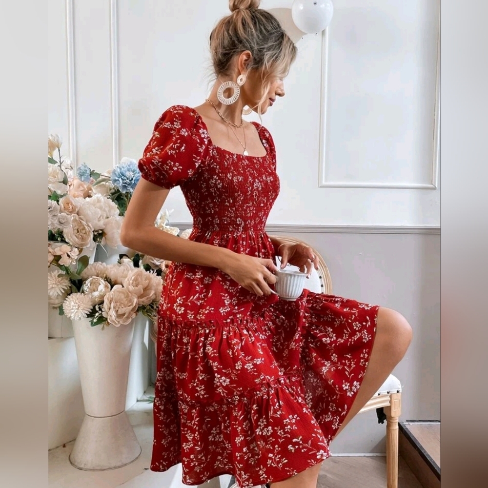 New Boho Smocked Floral Print Puffed Sleeve Tiered Dress Red White